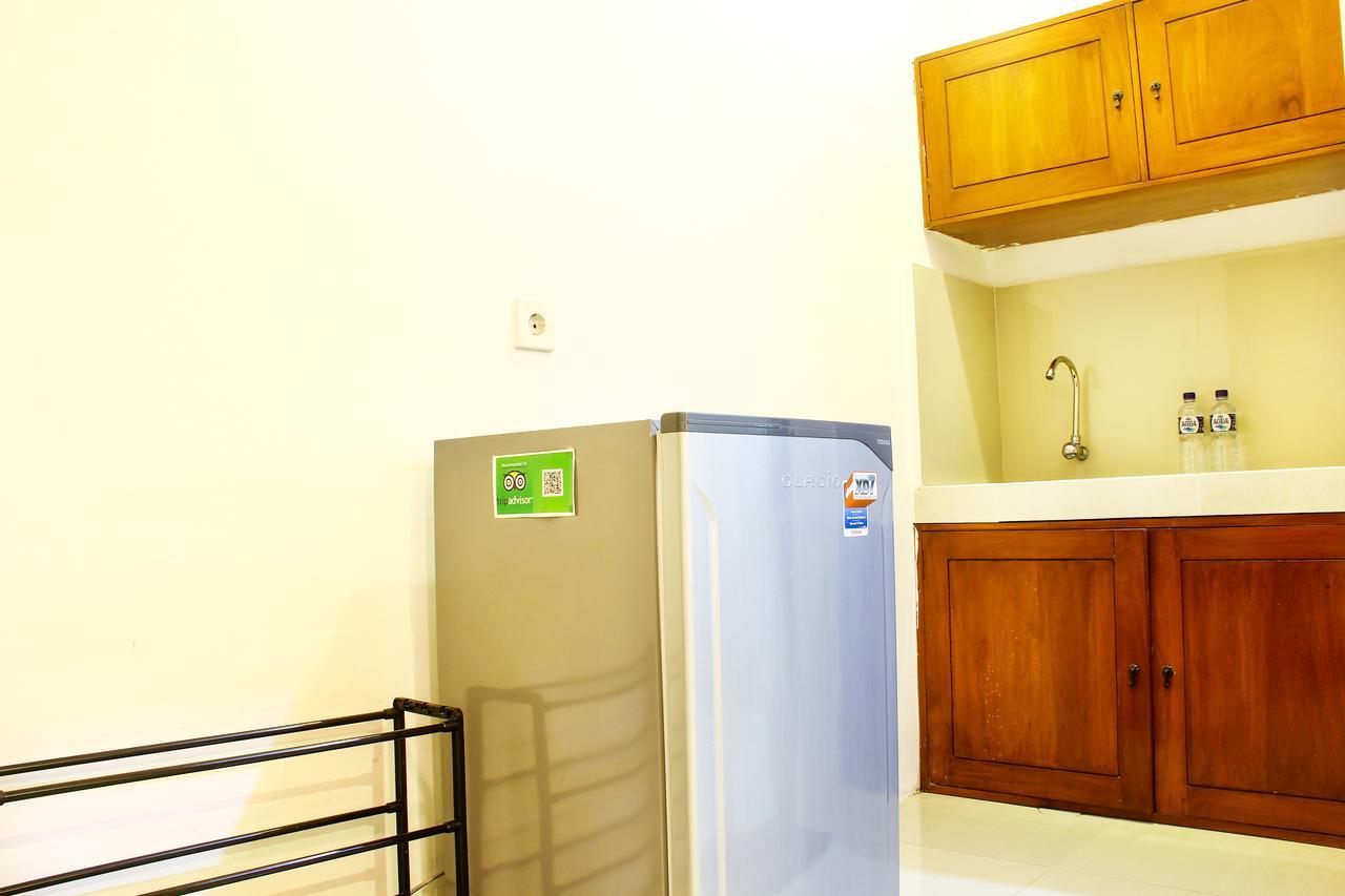 D'Lumbung Suites And Residence Семиньяк Экстерьер фото