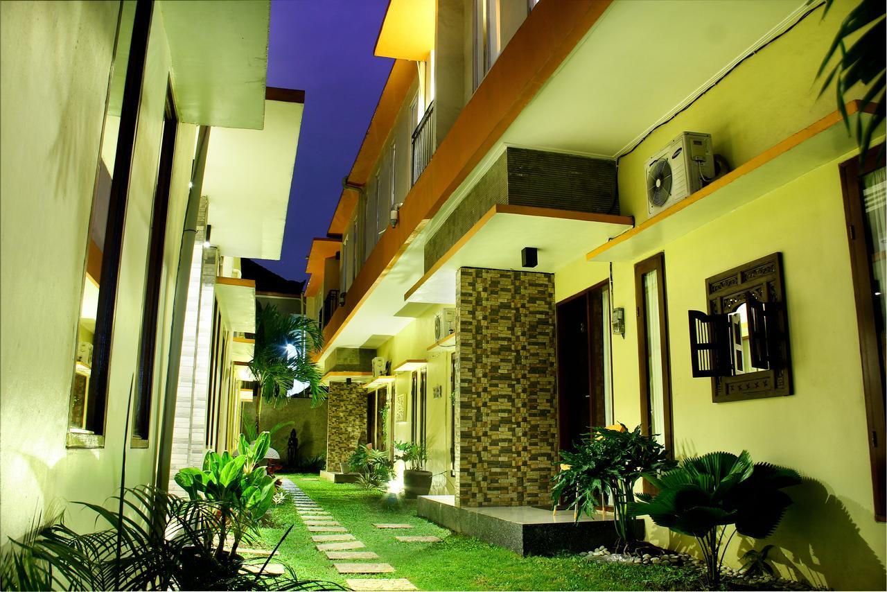 D'Lumbung Suites And Residence Семиньяк Экстерьер фото